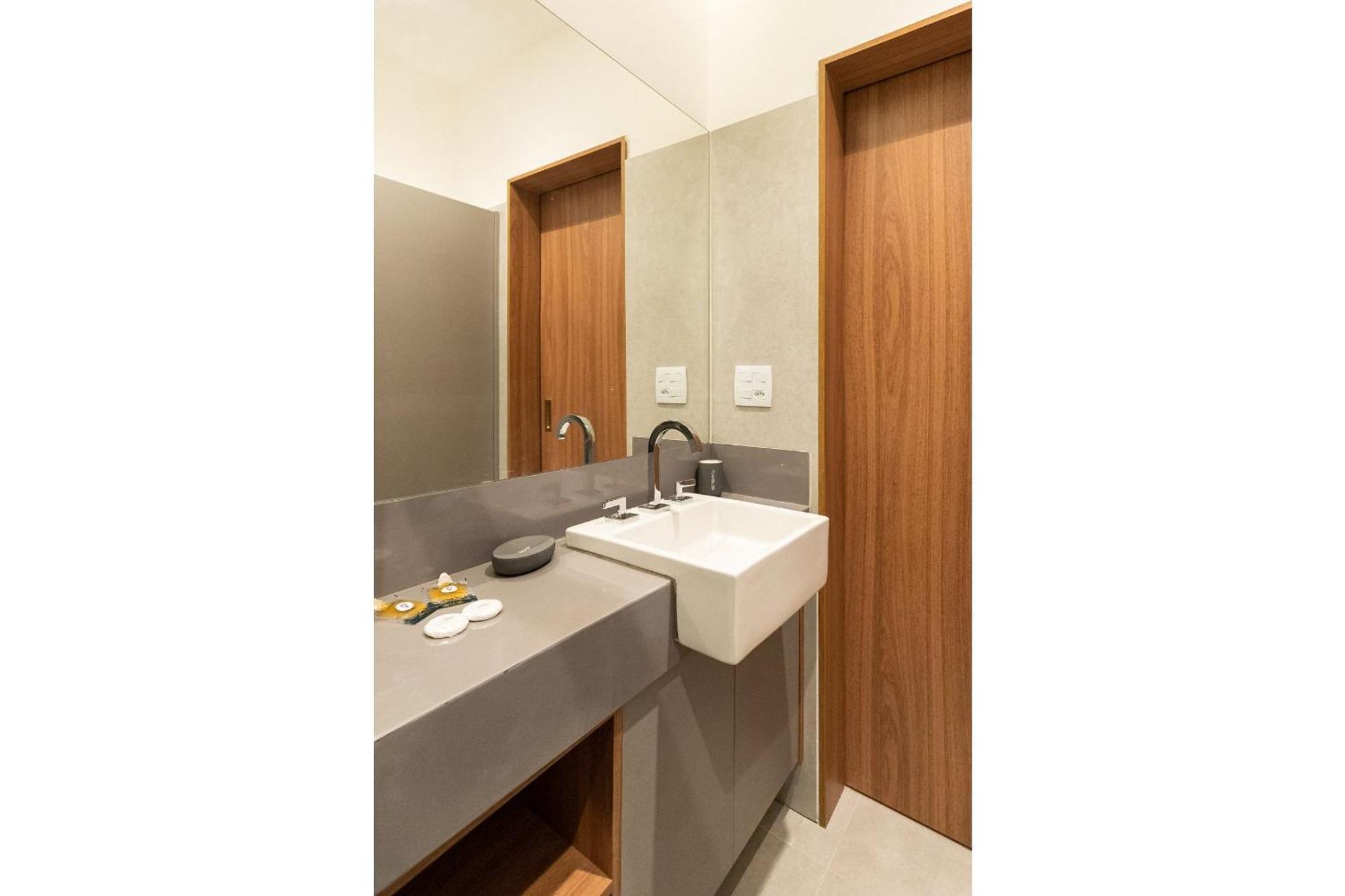 Apartment Frente Mar Em Copacabana | A 3806/1203 *